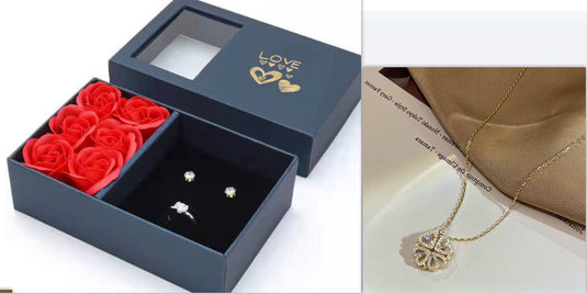 Retro Magnetic Folding Heart Shaped Four Leaf Clover Pendant6